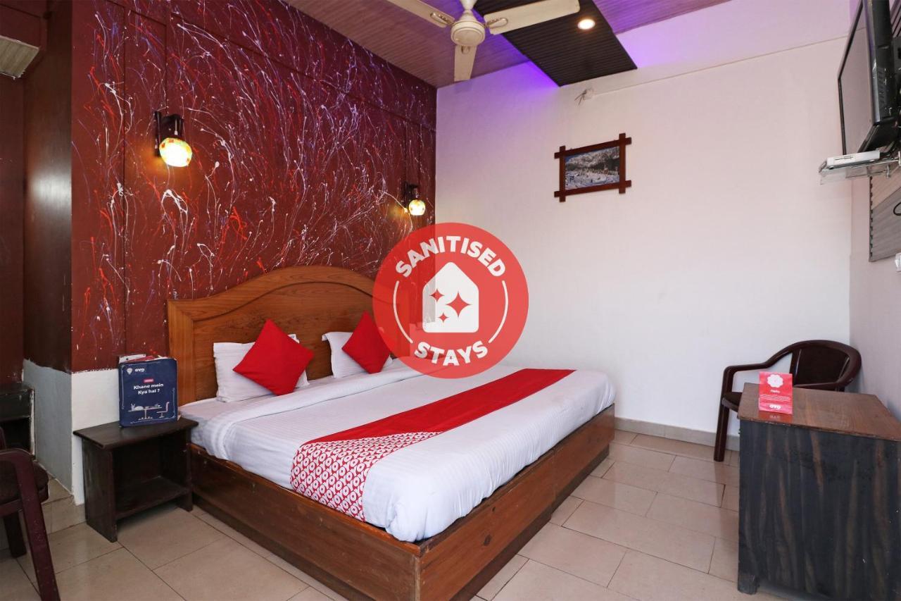 Oyo 75571 Sai Pooja Lodging Hotel Mumbai Exterior photo